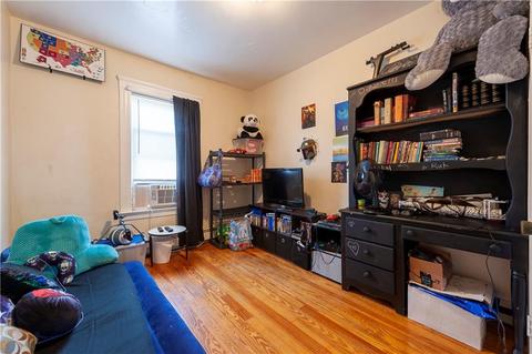 82 Park Ave, Woonsocket, RI 02895 photo 4