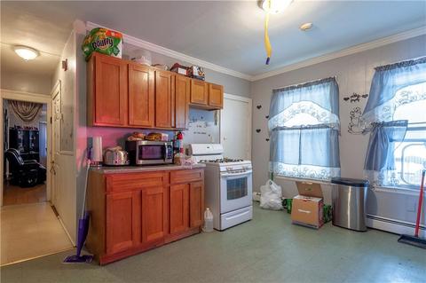 82 Park Ave, Woonsocket, RI 02895 photo 24
