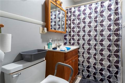82 Park Ave, Woonsocket, RI 02895 photo 22
