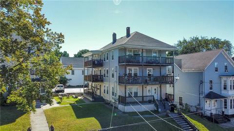 82 Park Ave, Woonsocket, RI 02895 photo 1