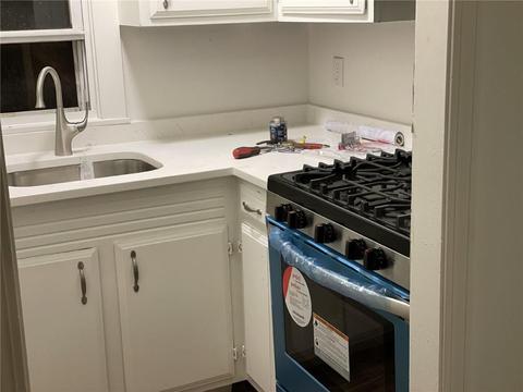61 Oak St, Westerly, RI 02891 photo 3