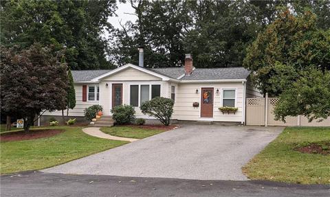 80 Viceroy Rd, Warwick, RI 02886 photo 1