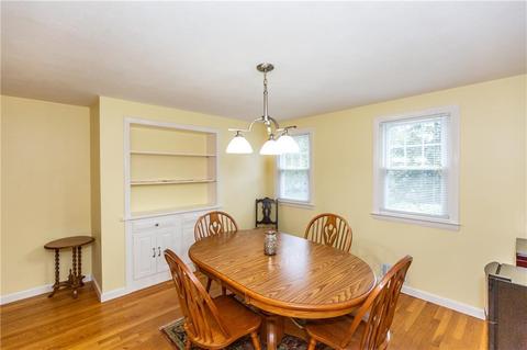 65 Saxony Dr, Warwick, RI 02886 photo 16