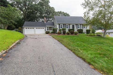 65 Saxony Dr, Warwick, RI 02886 photo 2