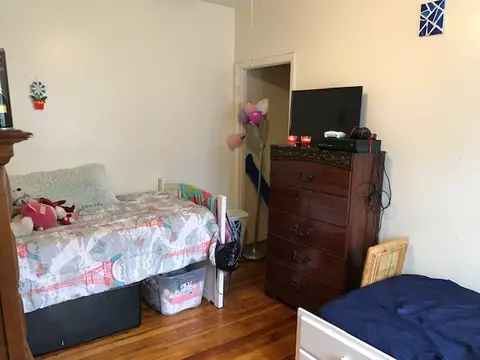5 Vine St, Woonsocket, RI 02895 photo 5