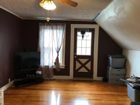 5 Vine St, Woonsocket, RI 02895 photo 4