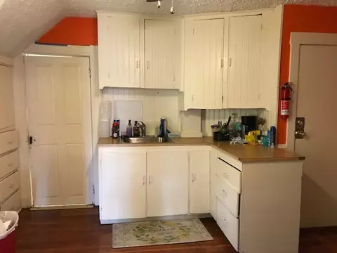 5 Vine St, Woonsocket, RI 02895 photo 3