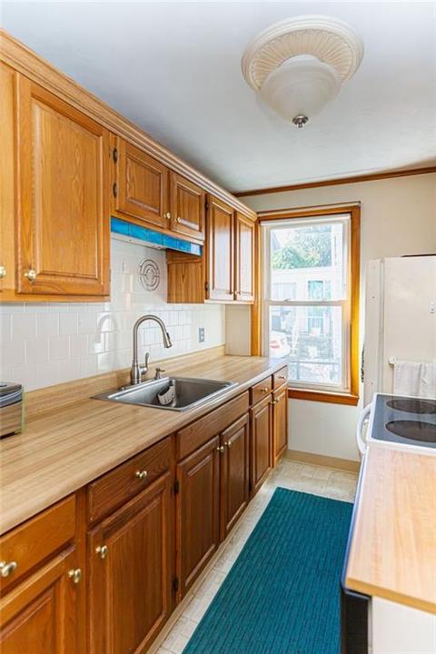 238 Park Pl, Woonsocket, RI 02895 photo 24