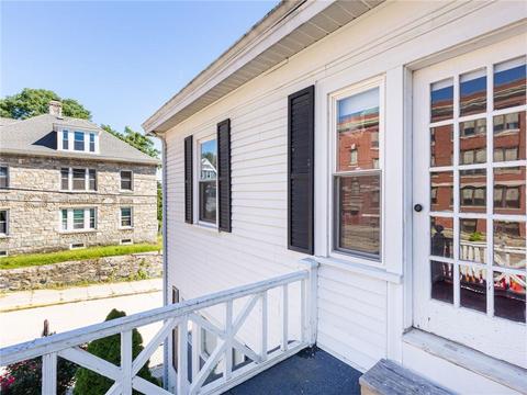 238 Park Pl, Woonsocket, RI 02895 photo 3