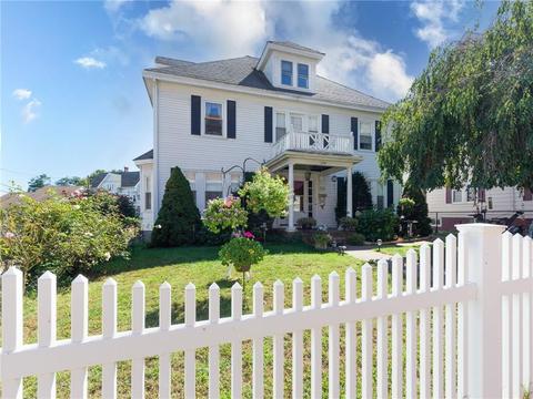 238 Park Pl, Woonsocket, RI 02895 photo 4