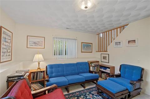 60 Lillian Ct, Warwick, RI 02886 photo 33