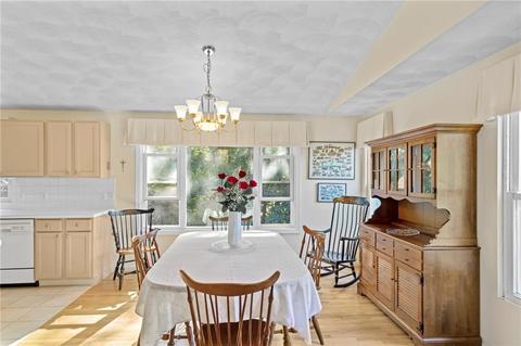 60 Lillian Ct, Warwick, RI 02886 photo 10