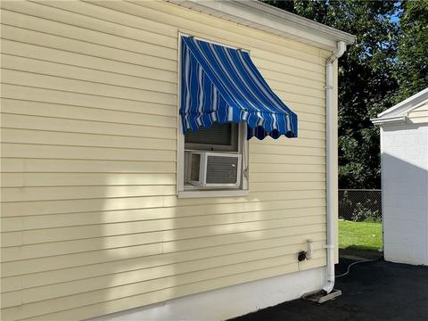 33 Le Brun Ave, Woonsocket, RI 02895 photo 5