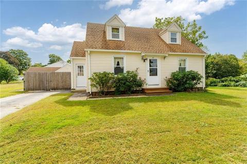 64 Fairview Ave, Westerly, RI 02891 photo 4