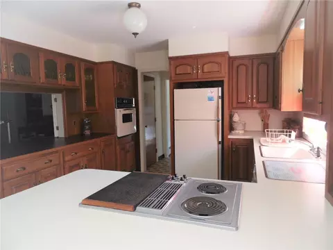 26 Valley Dr, Westerly, RI 02891 photo 10