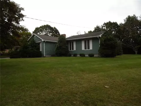 26 Valley Dr, Westerly, RI 02891 photo 8