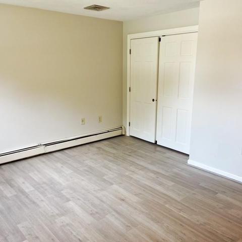 35 Custer St, Warwick, RI 02889 photo 10