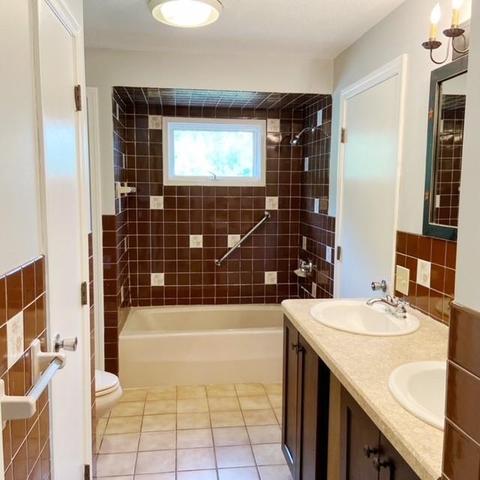 35 Custer St, Warwick, RI 02889 photo 12