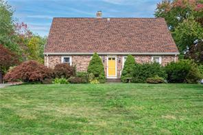 55 Marian Ln, Woonsocket, RI 02895 photo 1