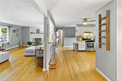 64 Winthrop Rd, Warwick, RI 02888 photo 12