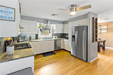 64 Winthrop Rd, Warwick, RI 02888 photo 17