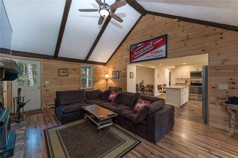 106 New Rd, Exeter, RI 02822 photo 3