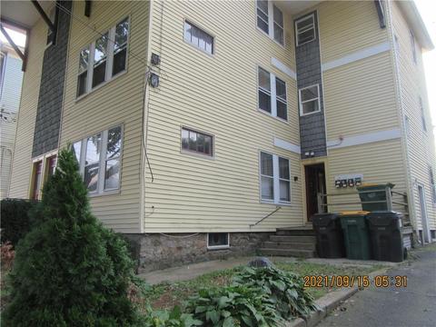 156 Bennett St, Woonsocket, RI 02895 photo 3
