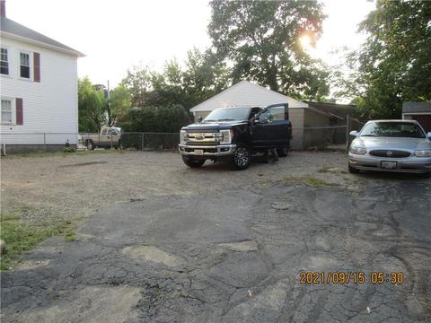 156 Bennett St, Woonsocket, RI 02895 photo 21