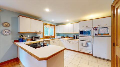 6 Spring Pond Rd, Westerly, RI 02891 photo 9