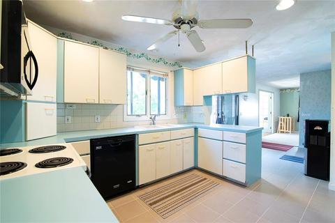 9 Harrison Ave, Westerly, RI 02891 photo 2