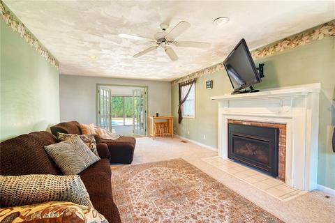 9 Harrison Ave, Westerly, RI 02891 photo 5