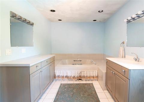 9 Harrison Ave, Westerly, RI 02891 photo 14