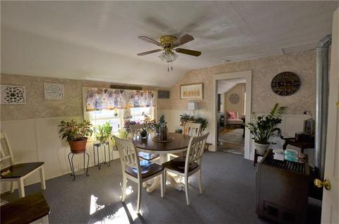 25 Union St, Woonsocket, RI 02895 photo 3