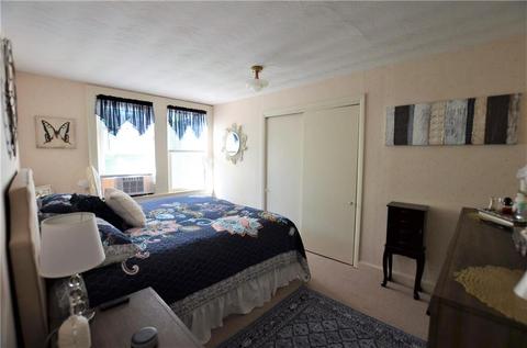 25 Union St, Woonsocket, RI 02895 photo 10