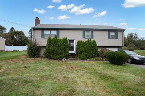 8 Champlin Ter, Middletown, RI 02842 photo 1