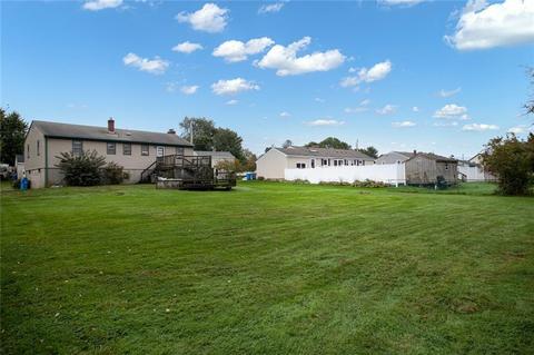8 Champlin Ter, Middletown, RI 02842 photo 6