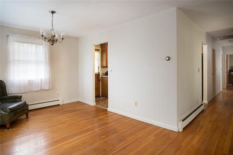 8 Champlin Ter, Middletown, RI 02842 photo 15
