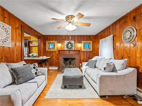 16 Dixie Rd, Coventry, RI 02816 photo 3