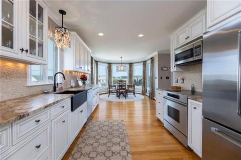 441 Atlantic Ave, Westerly, RI 02891 photo 4