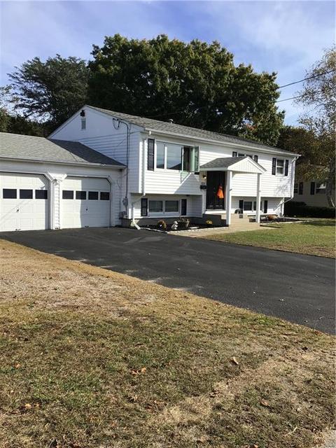 105 Sandy Ln, Warwick, RI 02889 photo 1