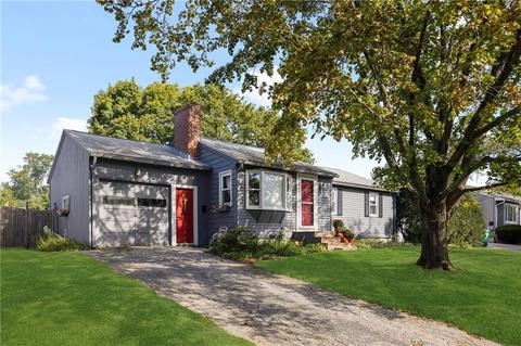 43 Anchorage Rd, Warwick, RI 02889 photo 1