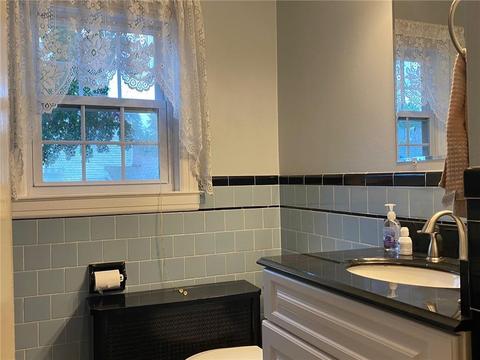 100 Uphill Ave, Warwick, RI 02886 photo 38