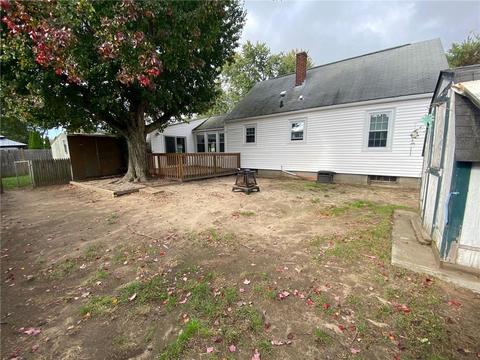 100 Uphill Ave, Warwick, RI 02886 photo 7