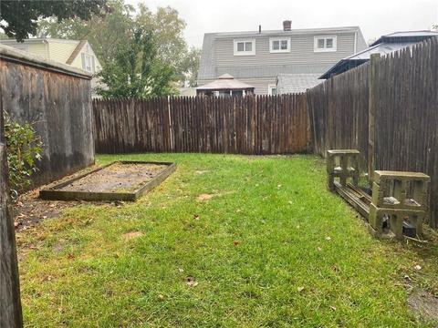 100 Uphill Ave, Warwick, RI 02886 photo 6