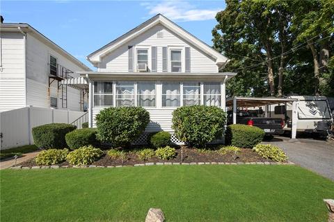 61 Cottage St, Warwick, RI 02886 photo 1