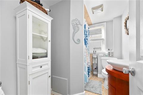 61 Cottage St, Warwick, RI 02886 photo 35