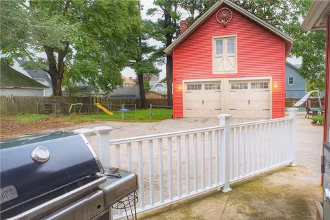 567 S Main St, Woonsocket, RI 02895 photo 29