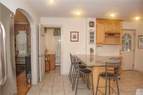 567 S Main St, Woonsocket, RI 02895 photo 11