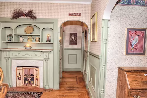567 S Main St, Woonsocket, RI 02895 photo 16
