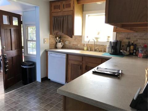 68 Parkside Dr, Warwick, RI 02888 photo 5